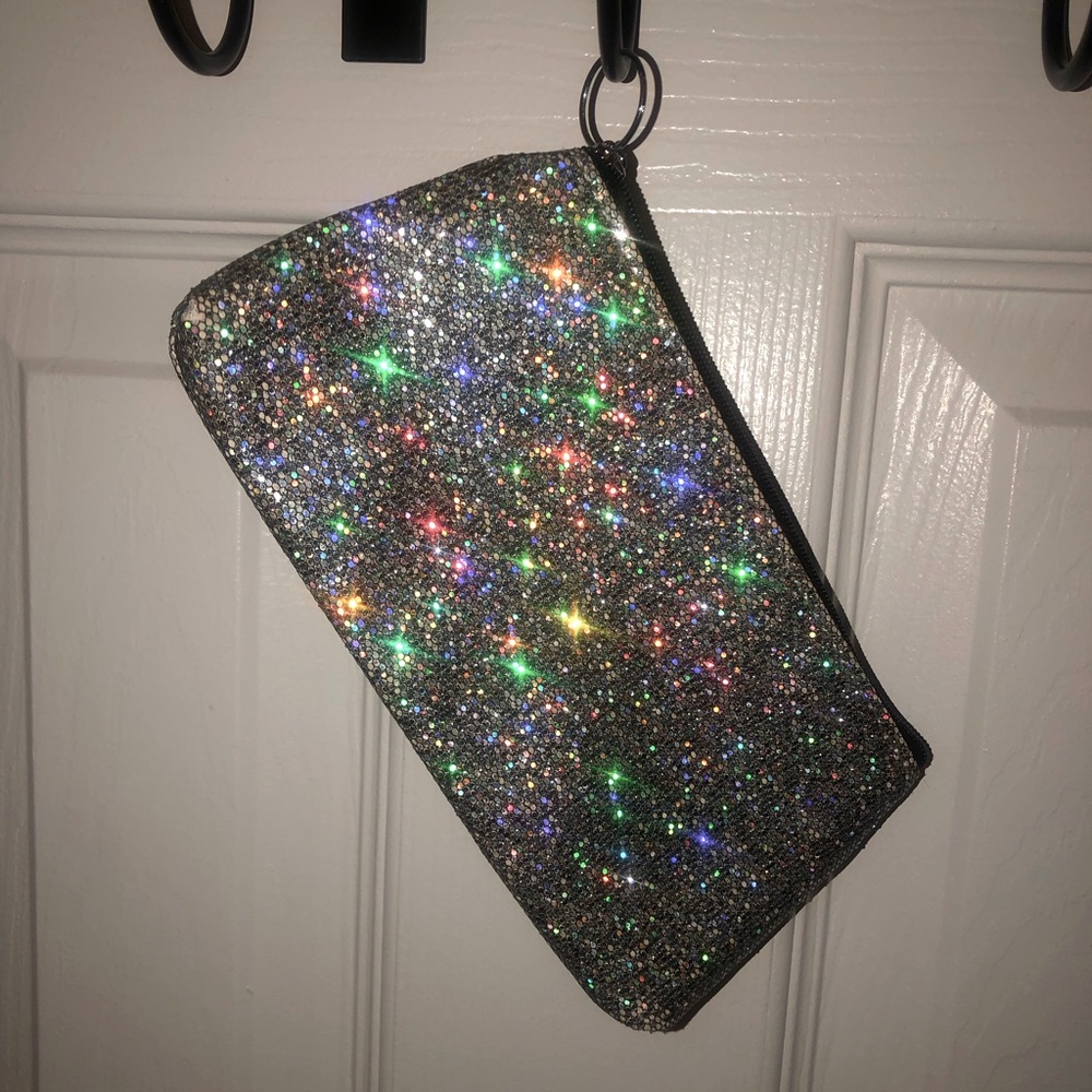 Makeup bag